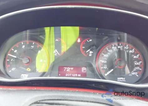 2016 Dodge Dart Sxt z USA, uszkodzony, nr VIN 1C3CDFBB6GD717397